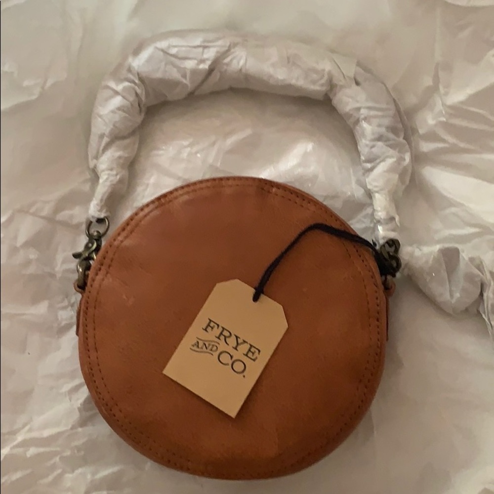 Frye Riley Leather Circle Bag - Picture 4 of 10